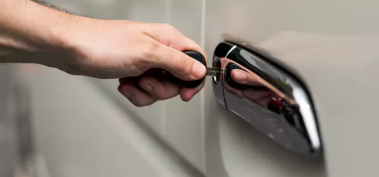Why Choose Our Auto Locksmith Team in Paramount, CA?