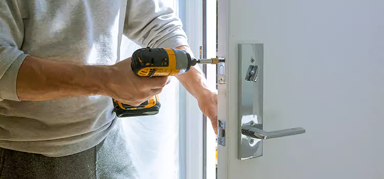 Door Knob Lock Repair Paramount